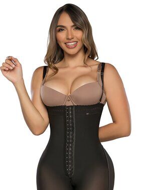 Colombianas Faja Girdle Stagmi SMI7139 Shapes Waist, Abdomen, Rounds Butt NEW!